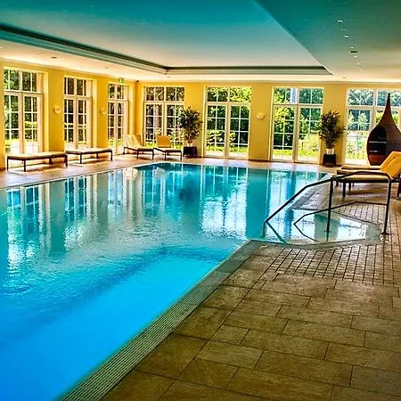Hotel Parkhotel Surenburg 4*