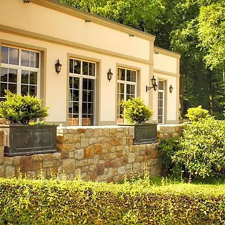 Parkhotel Surenburg 4*