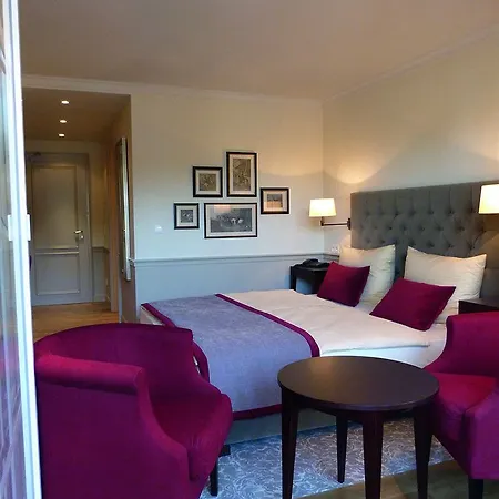 Parkhotel Surenburg 4*