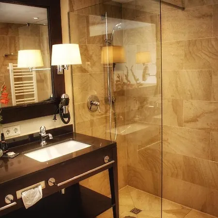 Parkhotel Surenburg Ξενοδοχείο 4*