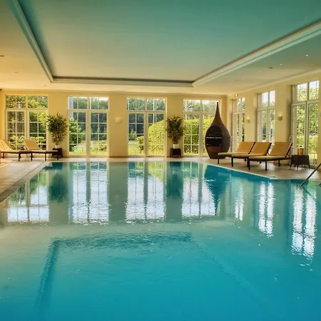 ホテル Parkhotel Surenburg 4*