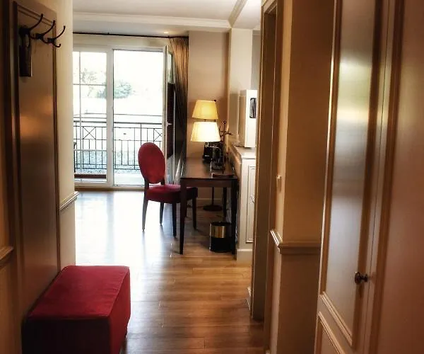 Hotel Parkhotel Surenburg 4*