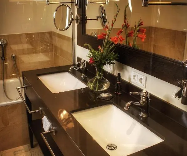 Parkhotel Surenburg 4*